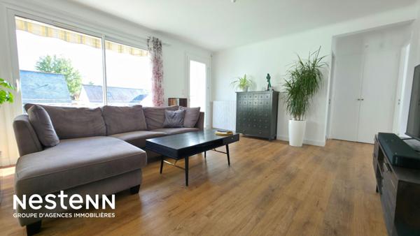 Belle maison Nantaise d'environ 140m² avec 4 chambres, magnifique jardin d'environ 2500m² avec dépendance et accès à la levée.