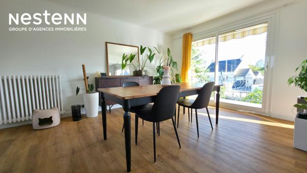 Belle maison Nantaise d'environ 140m² avec 4 chambres, magnifique jardin d'environ 2500m² avec dépendance et accès à la levée.