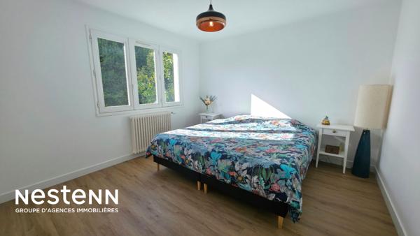 Belle maison Nantaise d'environ 140m² avec 4 chambres, magnifique jardin d'environ 2500m² avec dépendance et accès à la levée.