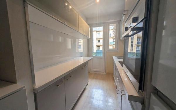 Appartement à vendre    3 pièces • 65,70 m2 Rouen