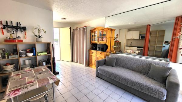 Appartement 31m2- Terrasse 17m2 - Place de parking - Le Grau du Roi 