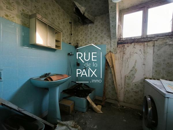 79200 PARTHENAY Ensemble immobilier à Parthenay