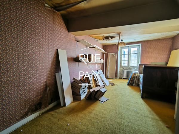 79200 PARTHENAY Ensemble immobilier à Parthenay