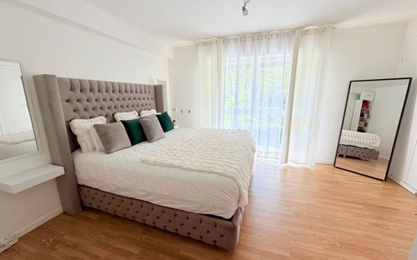 Appartement à vendre    3 pièces • 57 m2 Sevran