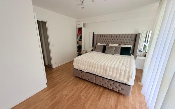 Appartement à vendre    3 pièces • 57 m2 Sevran