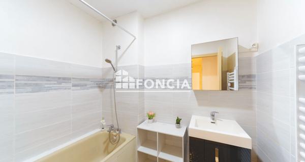 À vendre Appartement 3 pièces 56.8 m² - Oloron-sainte-marie 64400