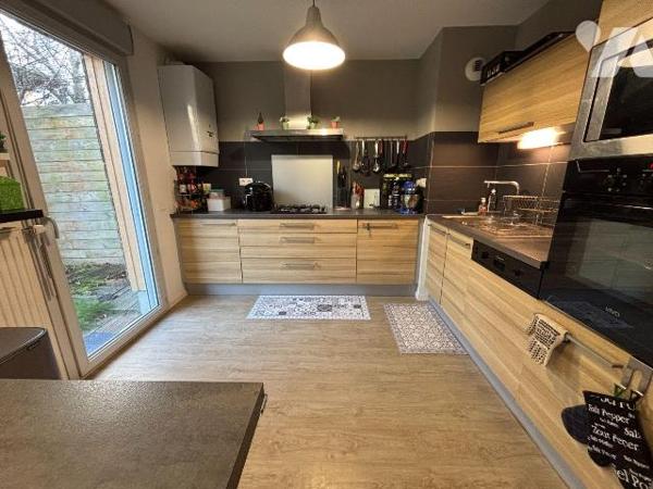 NOUVEAUTÉ ET EXCLUSIVITÉ ÉTUDE TRENTE-CINQ NOTAIRES !

Venez découvrir cette charmante maison...