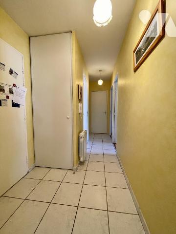 Dans Résidence avec ascenseur 