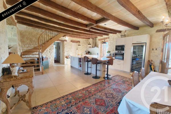 Maison à vendre  7 pièces - 219 m2 SALVIAC - 46