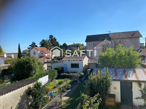 Maison à Saint-Benoit, limite Poitiers
