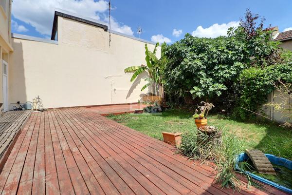 Maison Aubervilliers 7 pièce(s) 174 m2