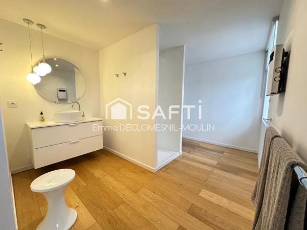 Corps de ferme comprenant grande maison et gîtes indépendants