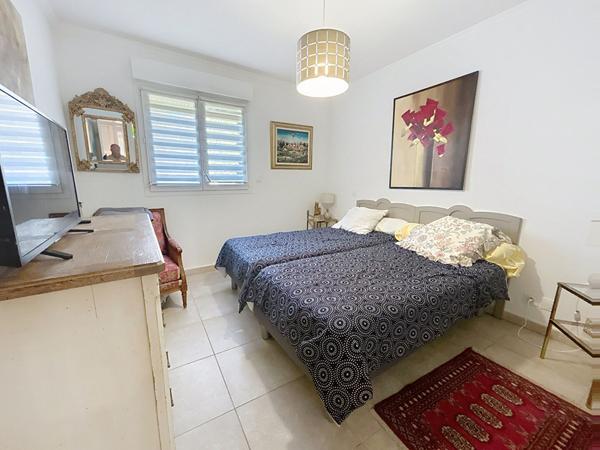 Frejus Plage - Residence Recente appartement T3, Garage, place de parking