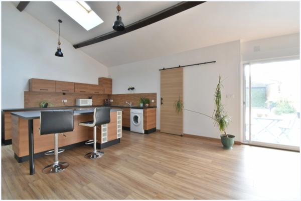 Maison à vendre 3 pièces CHAMPNIERS (16)