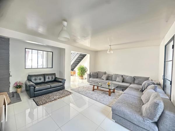 Maison à VILLETANEUSE (93430)