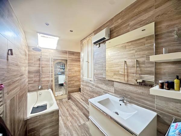 Maison à VILLETANEUSE (93430)