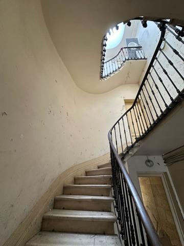 Appartement t1 bis 2eme etage