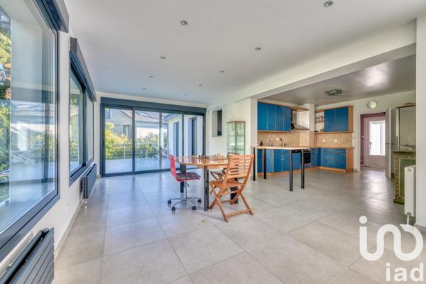 Maison à vendre 7 pièces 176 m² Le Plessis-Trévise