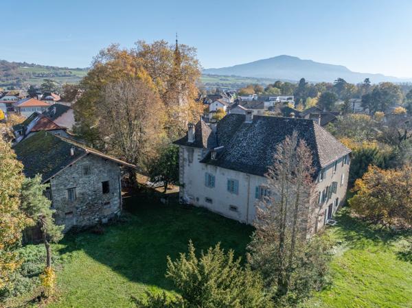 Vente Maison de luxe Douvaine 15 Pièces 1131 m²