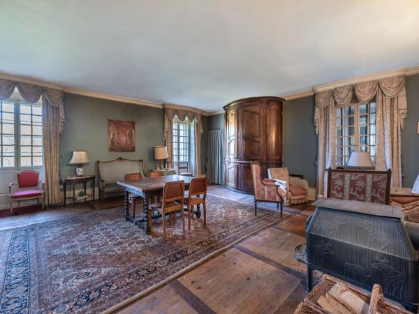 Vente Maison de luxe Douvaine 15 Pièces 1131 m²