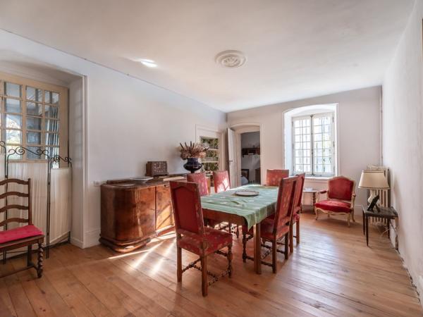 Vente Maison de luxe Douvaine 15 Pièces 1131 m²