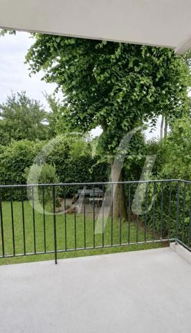 Vente
                Appartement77 m² - 3 Pièces -
                    SURESNES (92150)