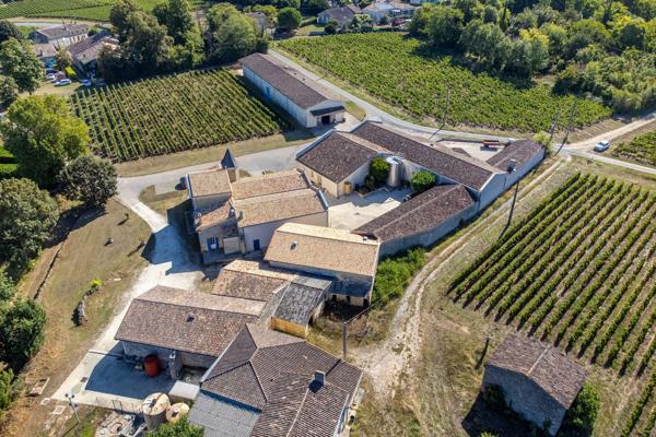 Vente Château Bordeaux 10 Pièces 2000 m²