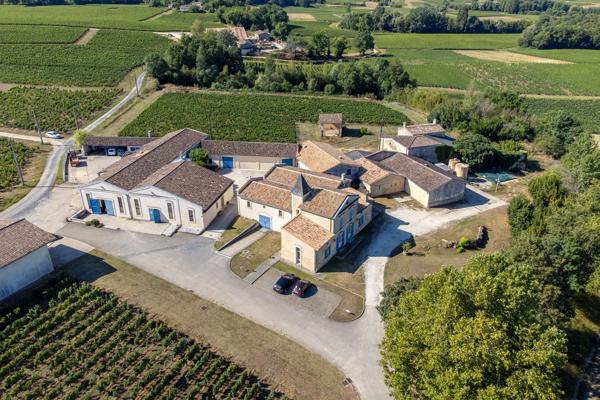Vente Château Bordeaux 10 Pièces 2000 m²