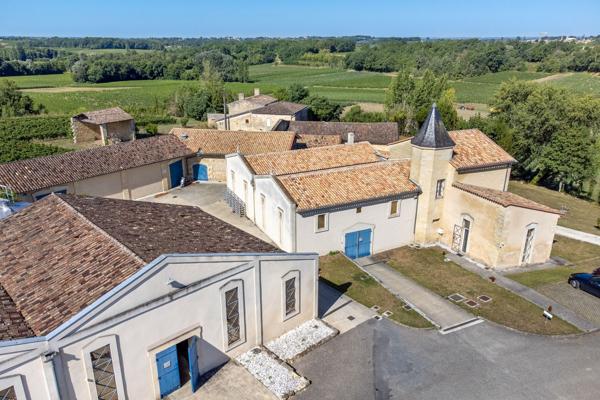 Vente Château Bordeaux 10 Pièces 2000 m²