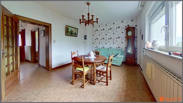 Maison de caractère, 2 chambres, garage et jardin