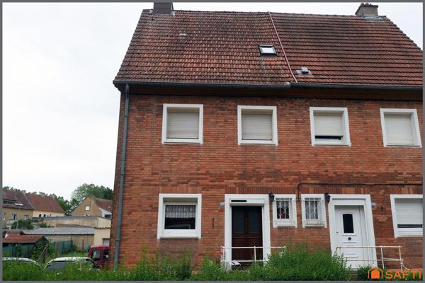 Maison de caractère, 2 chambres, garage et jardin