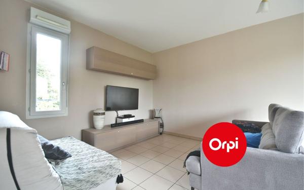 Appartement à vendre    4 pièces • 75,50 m2 Saint-Priest