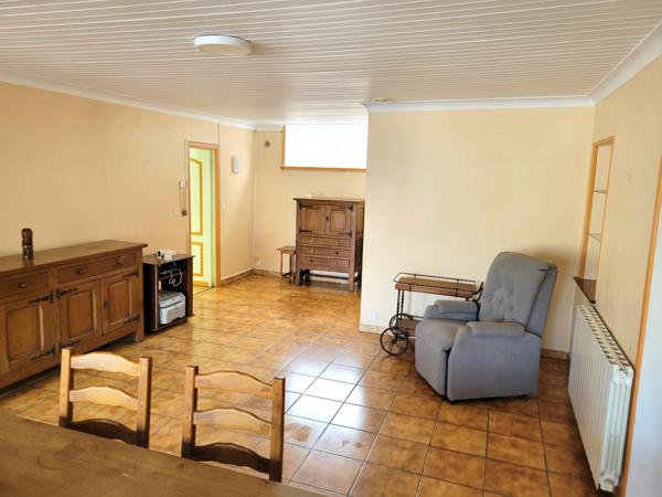 Maison
         3 pièces
        - 80 m² 199 000 € *