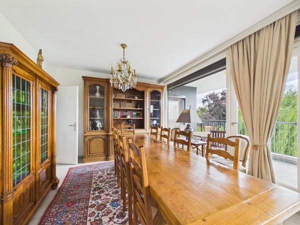Appartement
         5 pièces
        - 120 m² 129 000 € *