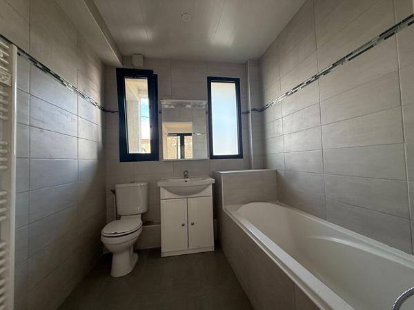 Appartement 3 pièces - 50m² - 1050€ CC
