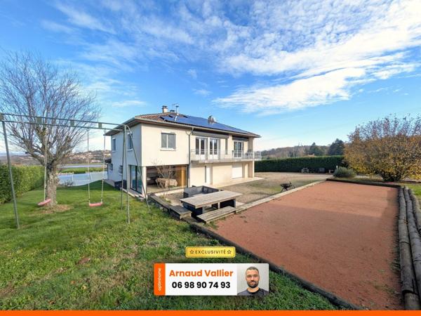 Maison à vendre 9 pièces à PERREUX (42) En exclusivité