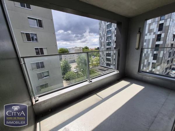 Appartement à louer 3 pièces 66.05m² Lille (59000)