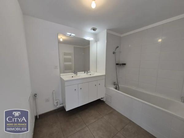 Appartement à louer 3 pièces 66.05m² Lille (59000)
