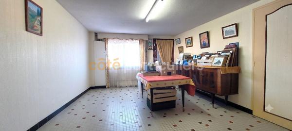 Vente
                Maison107 m² - 6 Pièces -
                    GRANVILLE (50400)