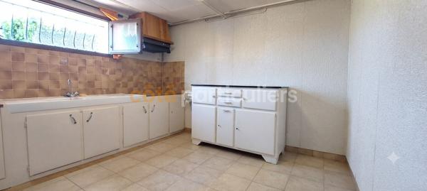 Vente
                Maison107 m² - 6 Pièces -
                    GRANVILLE (50400)