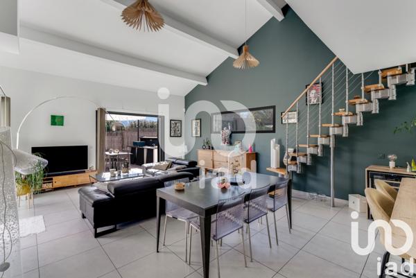 Maison à vendre 6 pièces 168 m² Cogolin