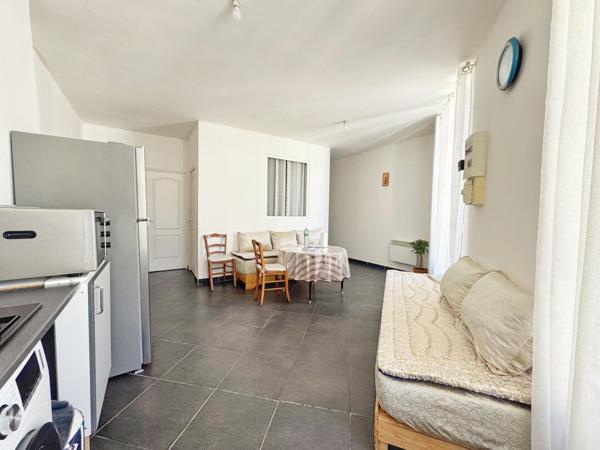 Appartement T2 loué, rue Honorée Euzet