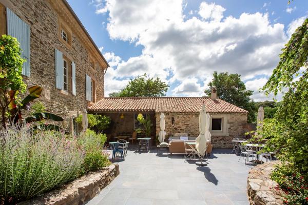 Vente Propriété de luxe Faugères 13 Pièces 700 m²
