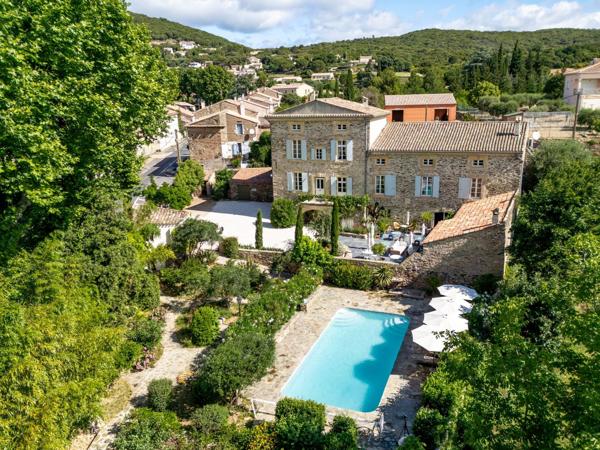 Vente Propriété de luxe Faugères 13 Pièces 700 m²