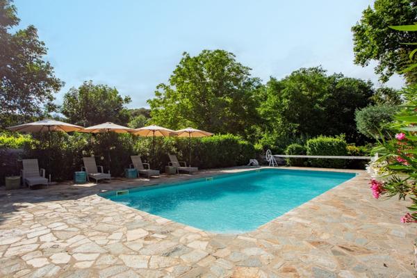 Vente Propriété de luxe Faugères 13 Pièces 700 m²