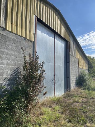Vente murs / Local Industriel / Bâtiment à Arveyres (33500)