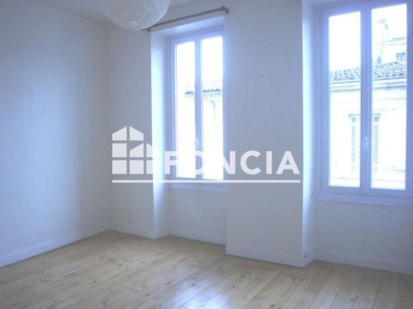 Location Appartement 2 pièces 43 m² - 32 RUE JULES GUESDE Bordeaux 33000
