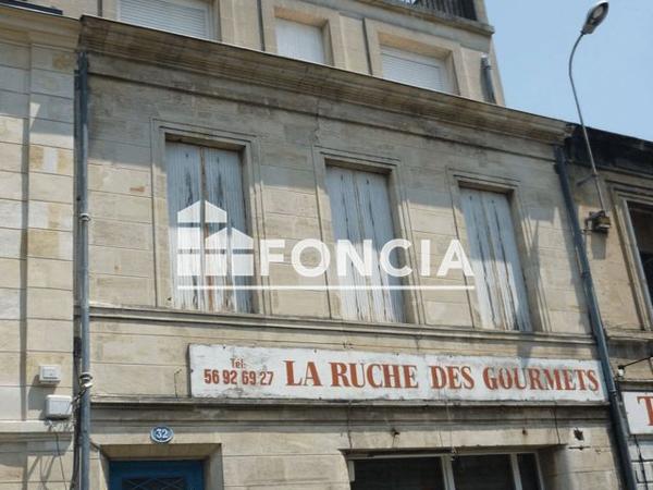 Location Appartement 2 pièces 43 m² - 32 RUE JULES GUESDE Bordeaux 33000