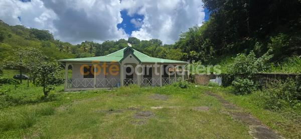 Vente
                Maison112 m² - 4 Pièces -
                    LES ABYMES (97139)