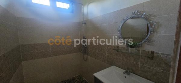Vente
                Maison112 m² - 4 Pièces -
                    LES ABYMES (97139)